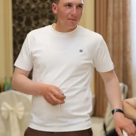 Hovhannes, 20Yerevan, Armenia 