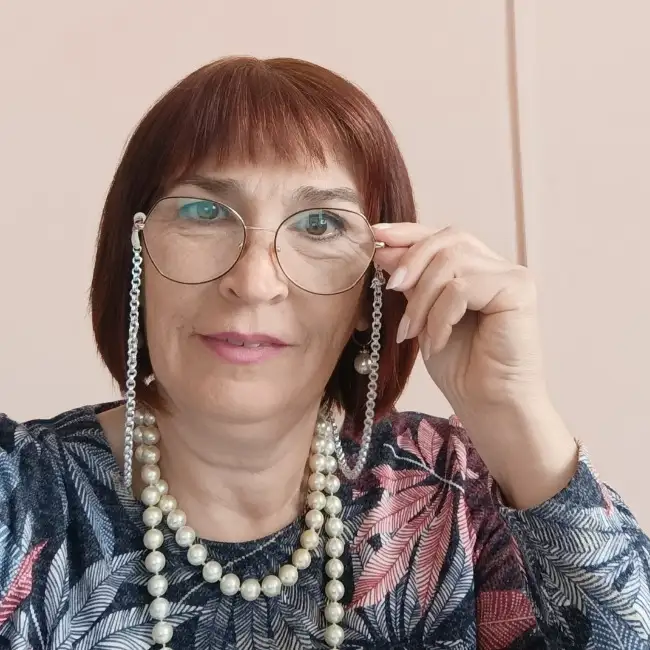 Irina, 61
