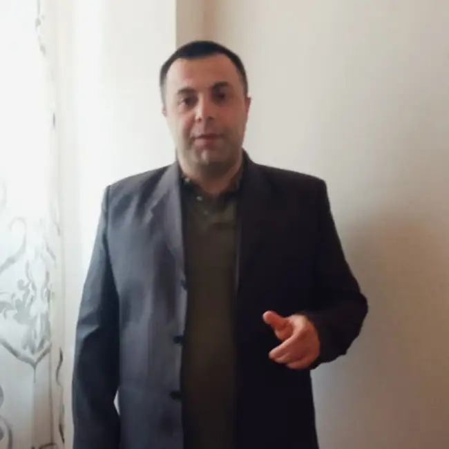 Tigran · 46 ·           
