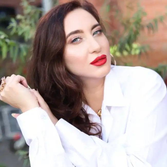 Viktoriya, 36, Saint Petersburg, Russia - Armenian Dating