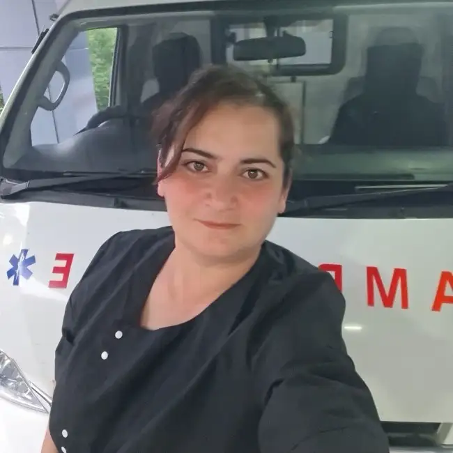 Anush, 48